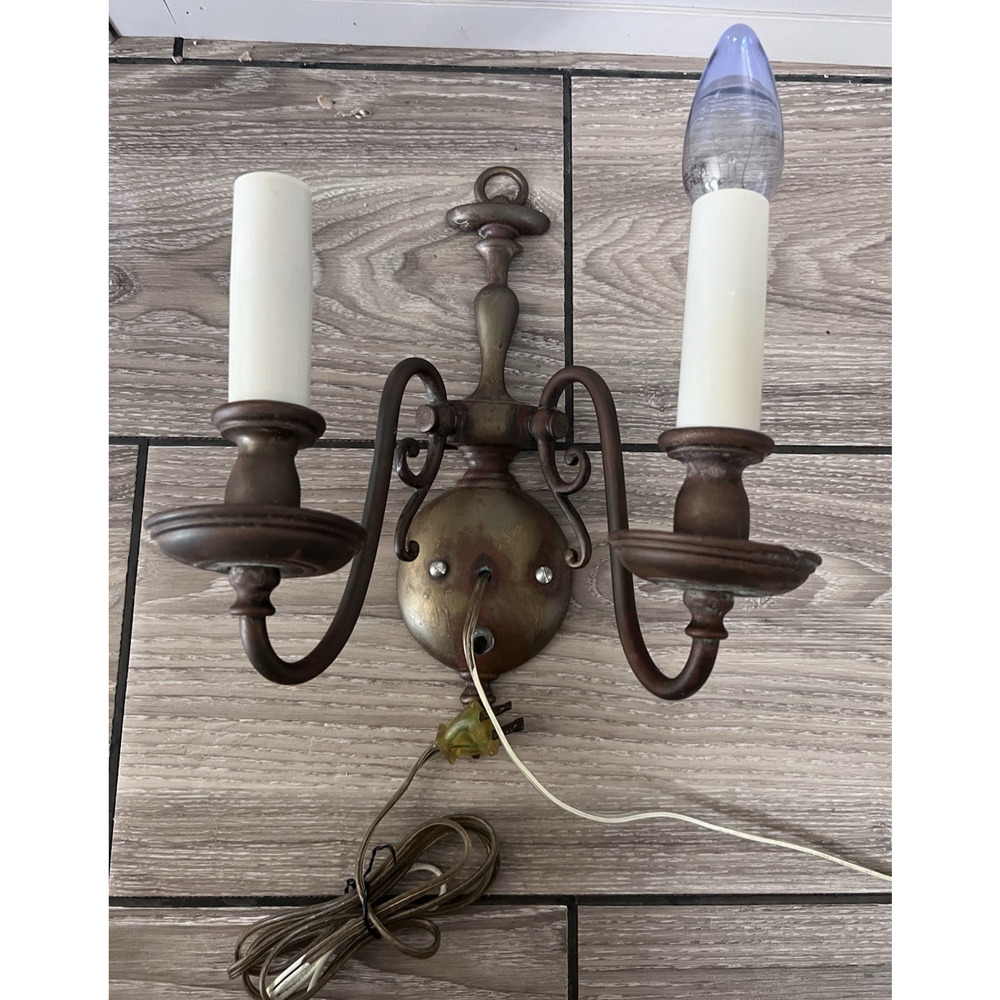 Colonial Williamsburg Federal Style Brass Wall Sconce 2 Candle w/Original Patina
